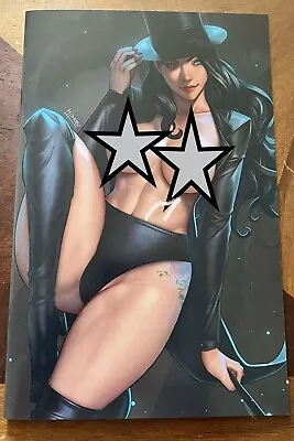 Con Artists #3 Zatanna Cosplay Virgin Topless Cover Ryan Kincaid • $45