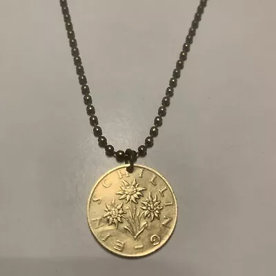 1972 Real Austria Osterreich 1 Schilling Coin Pendant Necklace Flower. A1 • $15.99