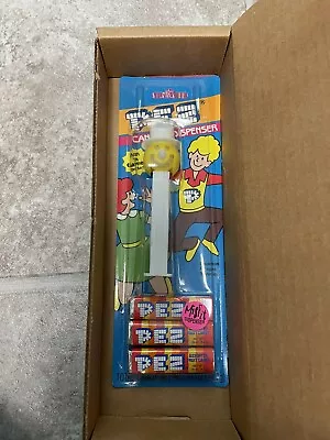 Snowman Yellow Head With White Stem Misfit Vintage Pez With Box • $49.99