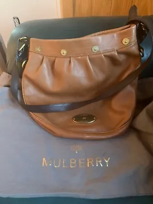 Mulberry Large Teak Leather Cross Body Bucket Bag • $47