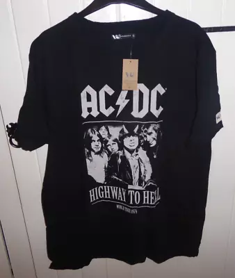 AC/DC Highway To Hell World Tour 1999 XXL MORE LIKE L/XL T Shirt BNWT PIT 46 • £12.99