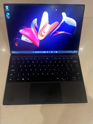 Dell XPS 13 9300 13.4  -512GB SSD Intel Core I7-1065G7 1.3GHz 16GB Windows 11 • £404