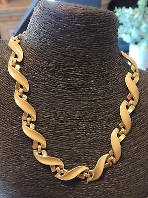 Stunning Vintage Signed Trifari Gold Tone Choker Necklace 12-16  Adjustable  • $49