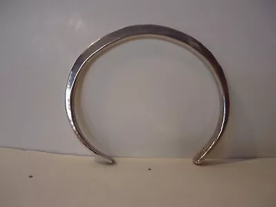 Silver Bracelet From Ecuador 2 1/4  Wide X 2 1/4  Deep 10.5 Grams • $30