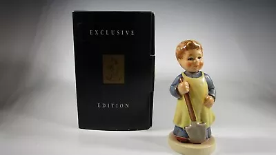 M I Hummel Club Exclusive Ed. GARDEN TREASUES 3 1/2  Figurine #727  Box 1222 • $15