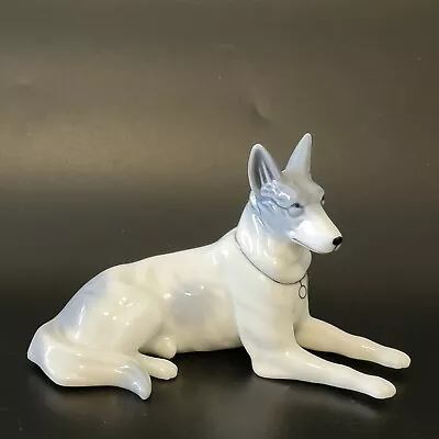$9 • Buy Vtg. Porcelain Shepard/greyhound Dog Figurine