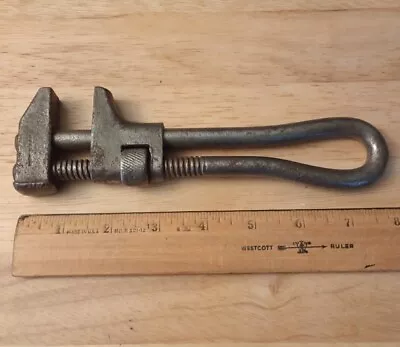 Antique Adjustable Wrought Wrench Hammer: 7.5 Inch 2 Inch Gaps • $5.99