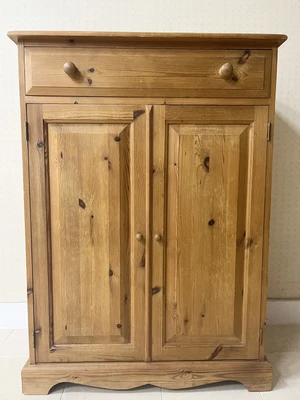 £209 • Buy Lovely Solid Pine Linen Cupboard