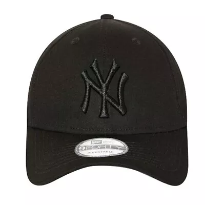 New York Ny Yankees New Era 9forty Black Black  Strapback Cap Hat-genuine • $39.99