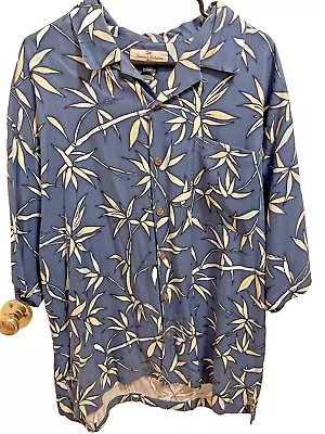 Tommy Bahama 100% Silk Blue Floral Hawaiian Button Front Short Sleeve Shirt XL • $34.99