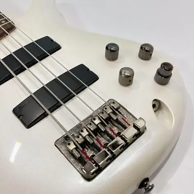 IBANEZ SDGR SR300 / Electric Bass Guitar  • $389.99