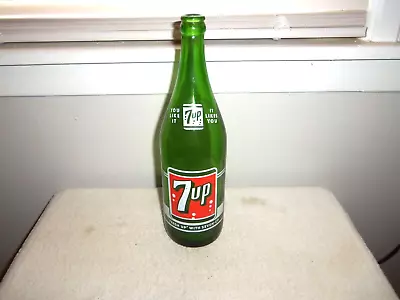 Vintage 1963  7-Up  (1 Pint - 28 Oz.) Soda Bottle • $5