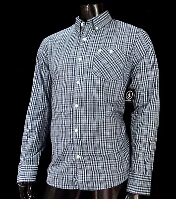 New Volcom Men's Button-Up Morden Fit Size MEDIUM Shirt RVLC-297 • $25.99