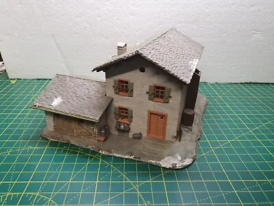 OO Gauge Model Railway Plastic Farm House Layout - Kibry • £17.99