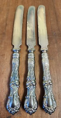 Lot Of 3 1835 Wallace Silverplate Knives 1902 Floral Flower Ornate  • $19.99