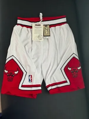 Mens Mitchell & Ness NBA Swingman Shorts Chicago Bulls • $67.99