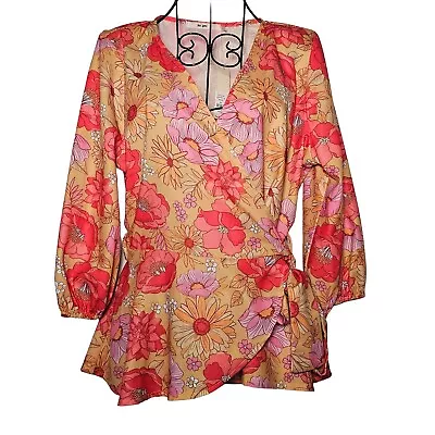 Miami Retro Floral Wrap Front 3/4 Sleeve Top Nwt Medium • $14.50