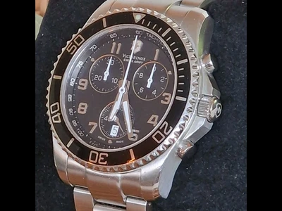 £245 • Buy Victorinox Swiss Army Maverick 43mm Black Dial Chronograph 241695 Men's Watch 