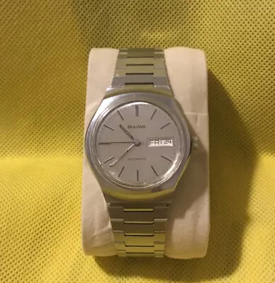 Bulova Vintage Automatic Stainless Day/date • $60