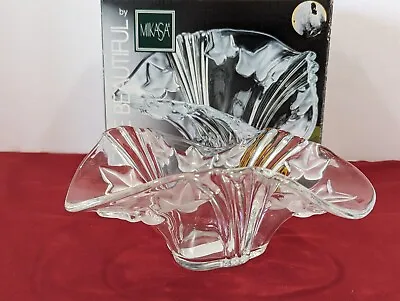 Mikasa Tender Vine Handkerchief Glass Cut Serving Bowl From Home Beautiful • $11.50