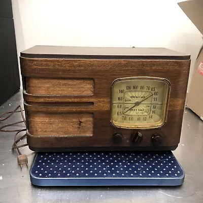 Vintage Rca Victor Broadcast Shortwave Radio - Preowned • $179.99