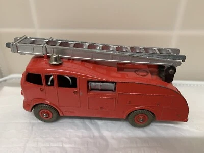 £64 • Buy Dinky 955 Fire Engine With Extending Ladder In It's Original Box - Vintage