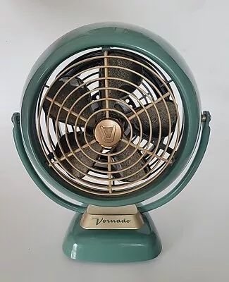 Vornado Vfan JR Vintage Air Circulator 2 Speed Fan - Green • $35
