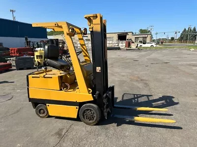 Toyota Dock Stocker Forklift 3000# 185  Lift 36v W/ Battery & 110v Charger • $4975