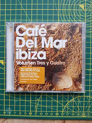 Café Del Mar Ibiza Vols. 3-4 2CD 2010 Chill Out • £4.99