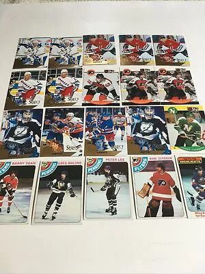 NHL PRO HOCKEY Trading Card Lot (20) Assorted Teams And Players VG+ • $6.37