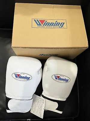Winning Boxing Gloves 8oz White • $550