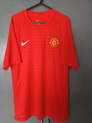 £14.99 • Buy Manchester United Training Top Spot Nike Size Medium Red Excellent Condition