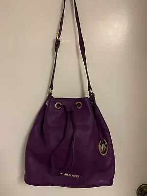 Michael Kors Jules Large Crossbody Bucket Purse Bag NWOT • $55