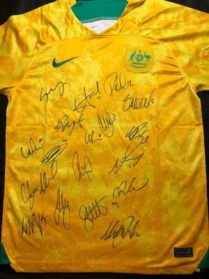 $400 • Buy Australia Socceroos Signed 2022  World Cup Jersey Coa