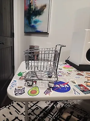 Mini Metal Shopping Cart  • $10