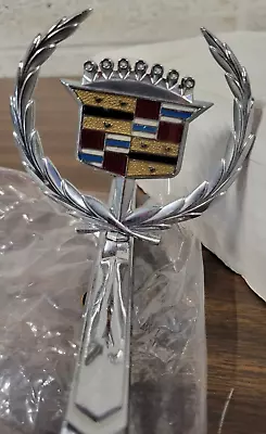 $174.99 • Buy Vintage 1971-72 Cadillac Eldorado Hood Ornament Emblem Assembly - Good Condition