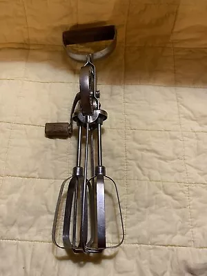 Vtg “maid Of Honor” Manual Crank Hand Mixer Ekco Prod Co • $15