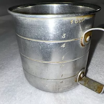 Vintage Farmhouse 1 Cup 5 Oz Aluminum Measuring Cup With Finger Handle 1960’s • $9