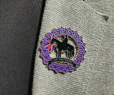 £3.39 • Buy  Wreath Cross Horse Animal Veteran Soldier Purple Poppy Enamel Pin Lapel Badge 