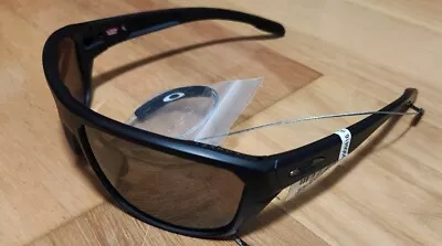 OAKLEY Split Shot Sunglasses - RRP $344 - OO9416-64 - POLARIZED - Black • $169.99