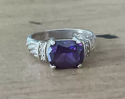 Sterling Silver AVON Purple Amethyst Ridged Ring Sz 7.25 • $14.99