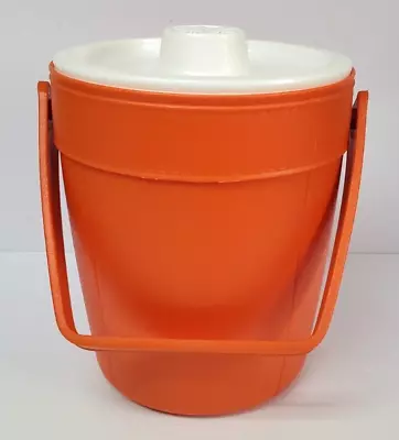 Vintage 1970's Classic Rubbermaid Orange Insulated Ice Bucket #2260 • $17.83