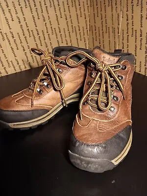 Timberland Brown Leather Boys Ankle Boots Size 2 • $2.99