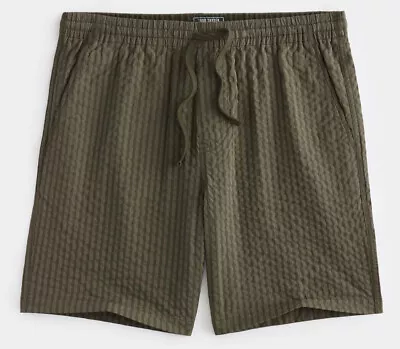 NWT $118 Todd Snyder 7  Seersucker Weekend Shorts In Olive Green • $59.99