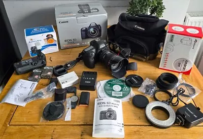 Canon EOS 5D Mark IV EF 24-105mm F/4L Camera Lens Kit + Loads Of  Accessories • £1999