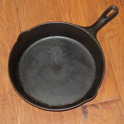 Antique Volrath 10  Cast Iron Skillet Frying Pan #8 • $75