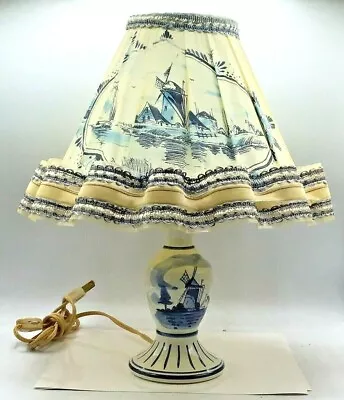 Vtg 1952 MCM Delft Hand Painted Bedroom Lamp Matching Shade - 15  Tall - Works  • $29.14