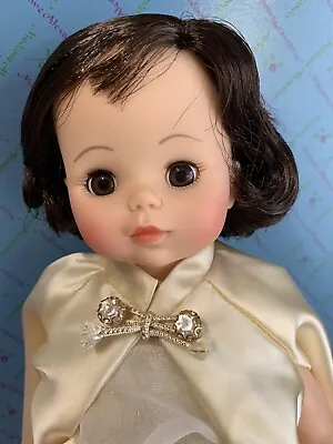 Jacqueline Kennedy — Madame Alexander Doll Co #1437 — First Lady Collection Box • $25