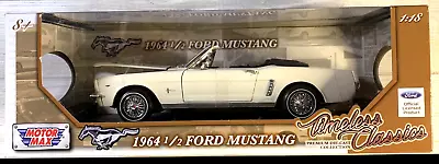Motor Max 1964 1/2 Ford Mustang Convertible Ivory 1:18 Die-Cast • $69.95