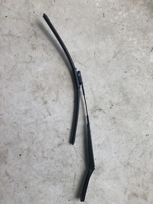 $34.99 • Buy 2007-2016 VW EOS 06-10 MK5 Jetta Rabbit Golf Left LH Windshield Wiper Arm 